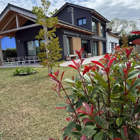 Entre Prau Y Mar La Casa De Muros Nyaraló *